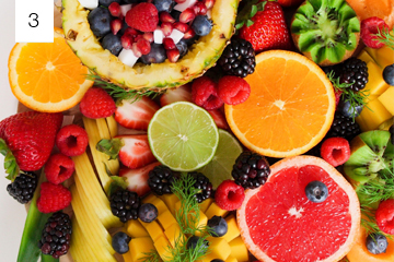 Healthy diet with green leafy vegetables and fruits for eye health